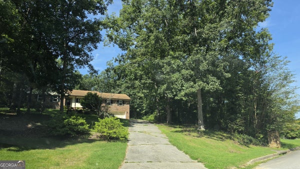 2206 LOST FOREST LN SW, CONYERS, GA 30094 - Image cfdcc1eee65f1bcac912c18ac6c830a7/3731385643