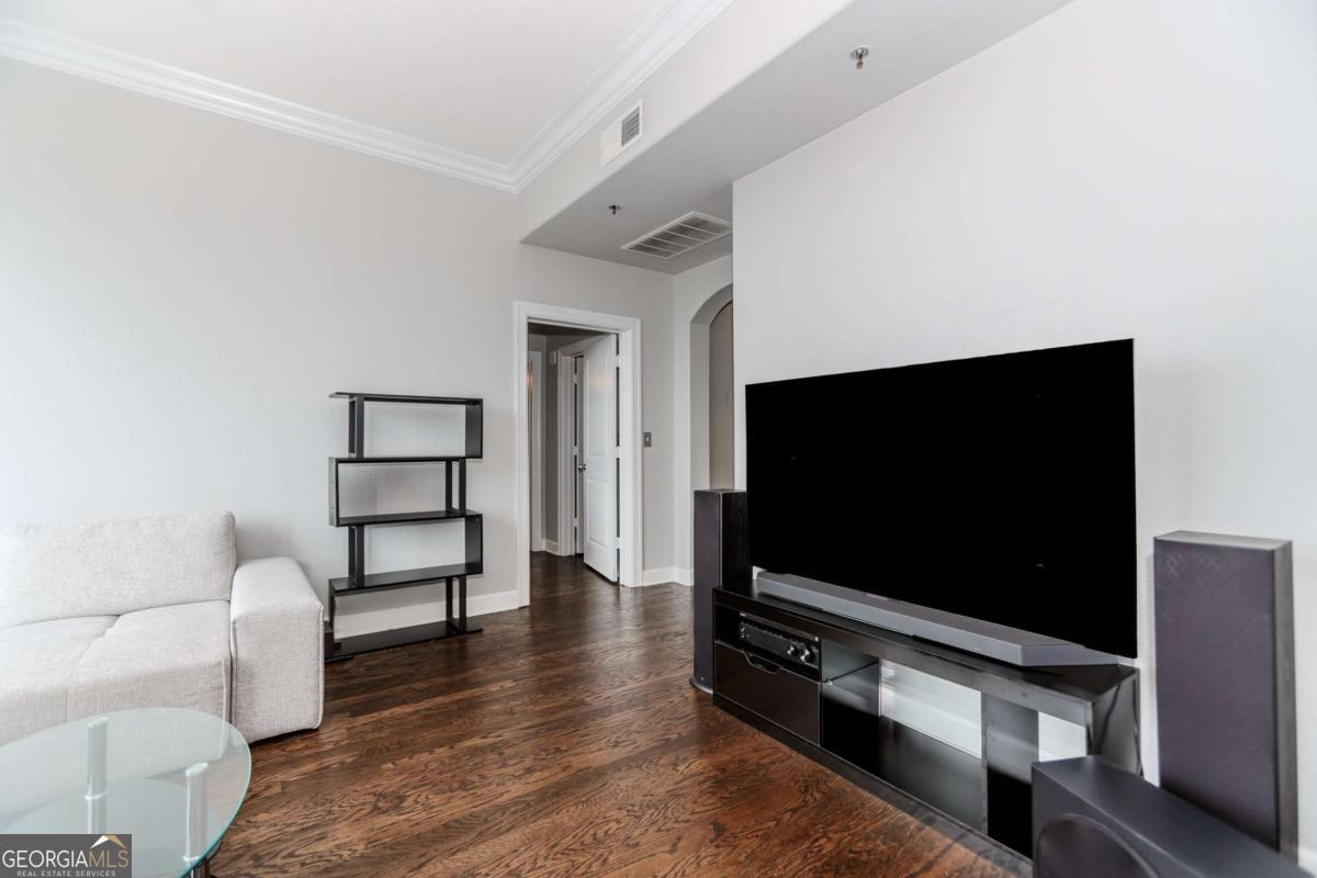 3445 Stratford RD NE 3109