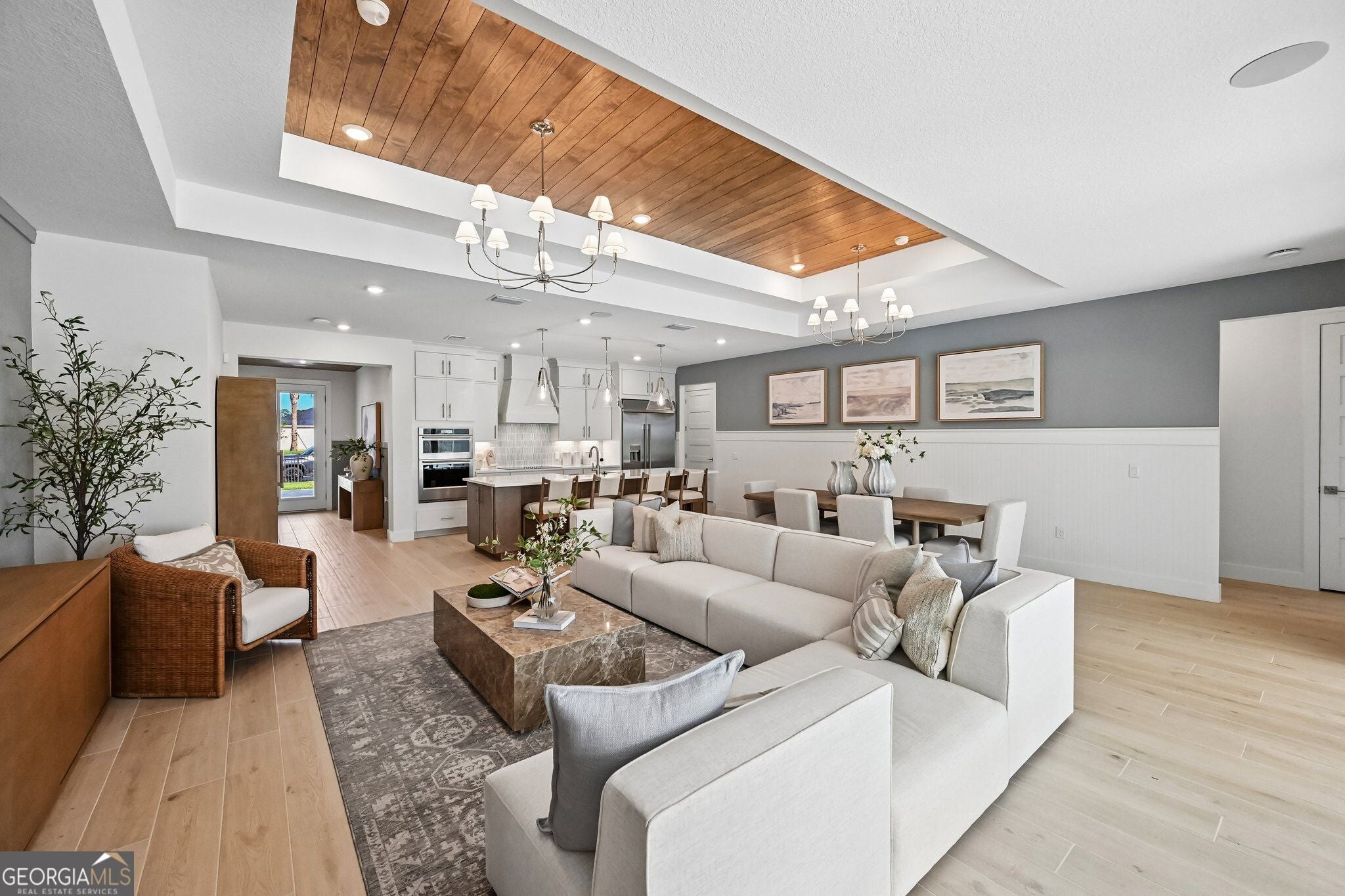1041 Pine Valley TRL