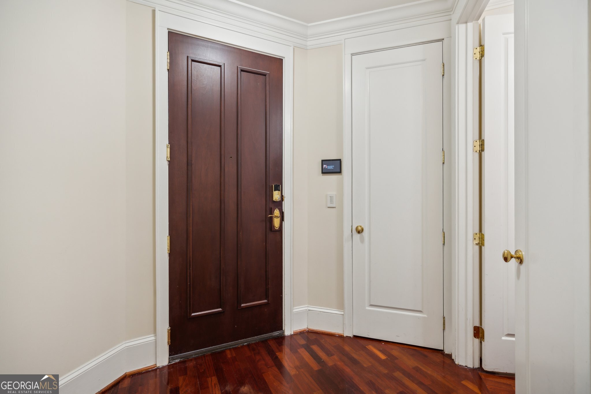 77 Peachtree PL NE 107