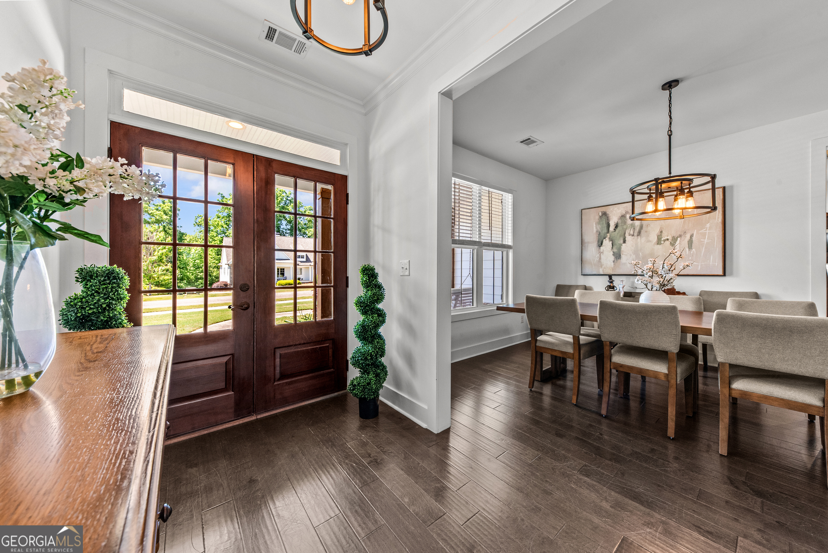 1100 W Magnolia LOOP