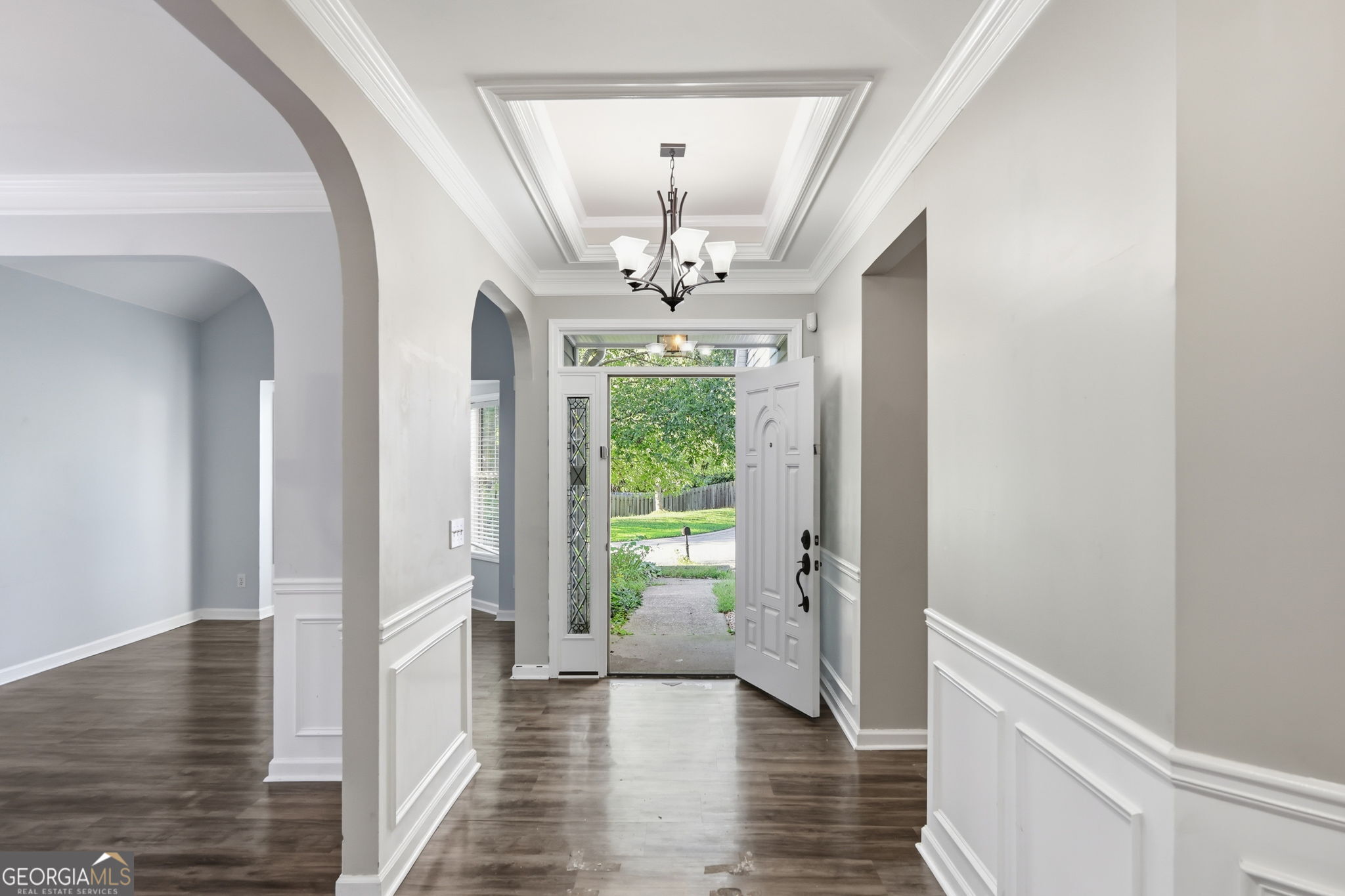 302 Highland CT