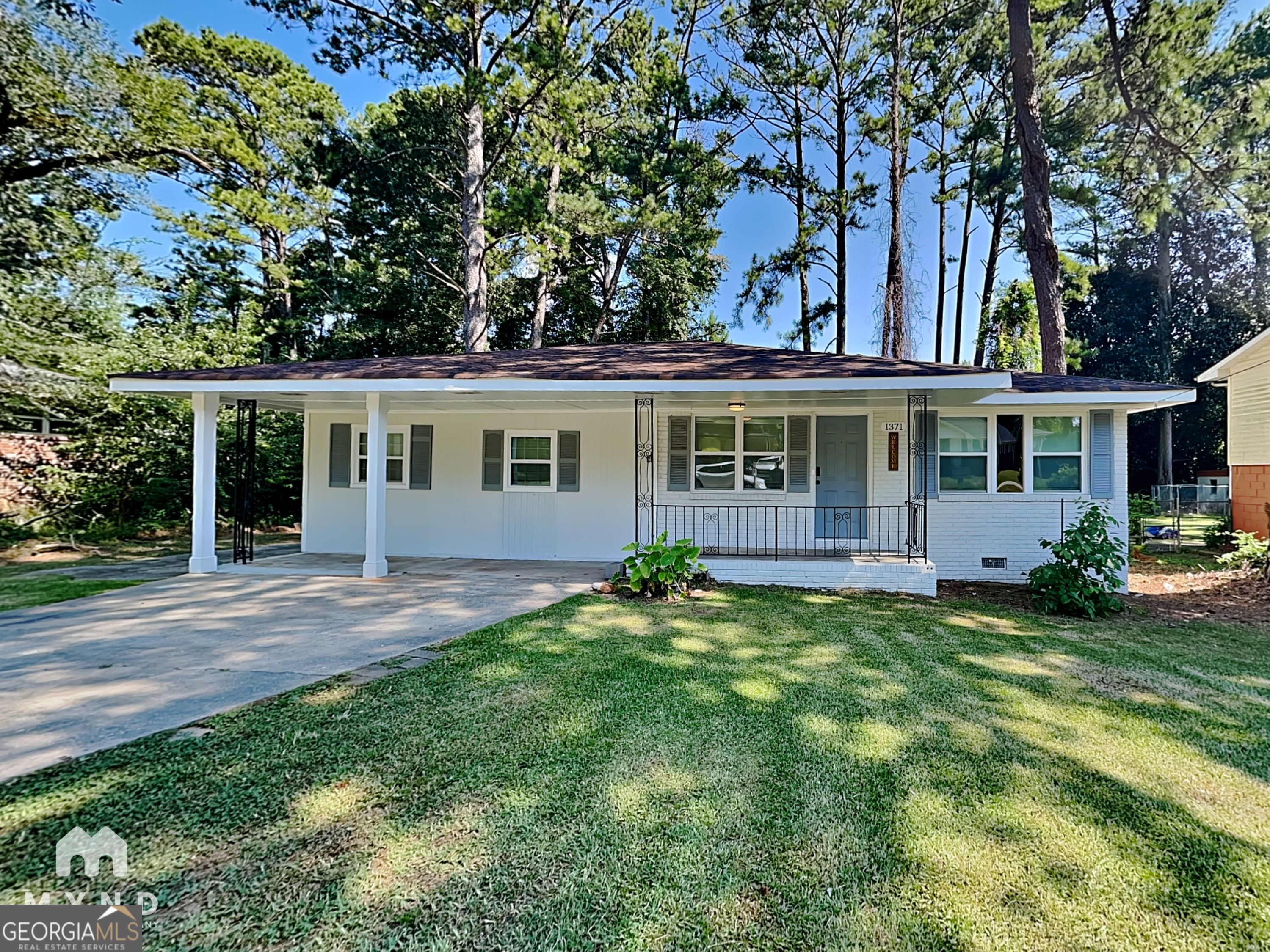 Reasonably priced for affordable housing. Income restrictions apply. Please reach out to a Leasing Agent for more details. Welcome to 1371 Stoneham Ct, Atlanta! This charming unit in a desirable neighborhood features 3 bedrooms and 2 full bathrooms, offering ample space for comfortable living. With a generous 1370 square feet, you'll have the room to make it truly feel like home. Enjoy the convenience of washer/dryer hookups and revel in the clean and fresh atmosphere of the smoke-free environment. Step outside to discover a fenced-in yard, perfect for pets or those seeking privacy. Additionally, the unit has both a family room and a living room, providing even more space for your needs. And yes, the primary bedroom comes with an attached bathroom for added convenience. Don't miss this incredible opportunity to make this property your own. Experience a comfortable and convenient lifestyle in this highly sought-after location. Call us today to schedule a viewing and see the potential this unit has to offer. _____ RENT WITH MYND -Fast Online Application (valid for 30 days) -Mobile App to Pay Rent and Track Services -Affordable Renter's Insurance Lease term: 12 months Section 8 is Accepted ONE-TIME FEES Non-refundable $59.00 Application Fee Per Adult One Time Move In Fee $199 REQUIRED MONTHLY CHARGES* $1675.00: Base Rent Monthly admin fee equivalent to 1% of the current rent *Estimated required monthly charges do not include the required costs of utilities or rental insurance, conditional fees including, but not limited to, pet fees, or optional fees. See our website for more information: https://leasing-faqs.stonly.com/kb/en CONDITIONAL FEES This is a pet-friendly property! 3 Pets Max; Pet Move-In Fee $199 per pet; Pet Rent per pet varies based on Paw Score. Breed restrictions apply. All pets must be registered at www.petscreening.com Please visit our website for details You can reach us directly at leasing@mynd.co, or call 404-476-6179, or text 470-306-0496 for more information.