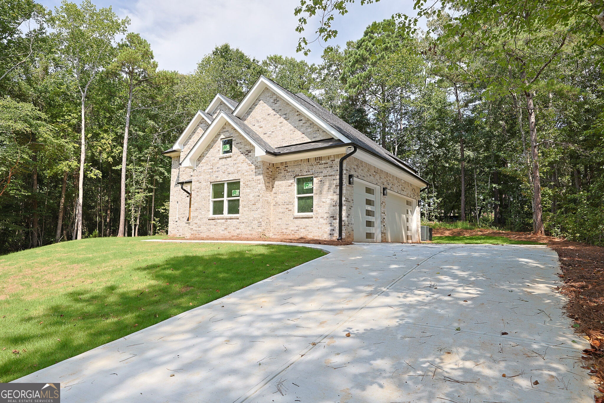 295 Huiet DR