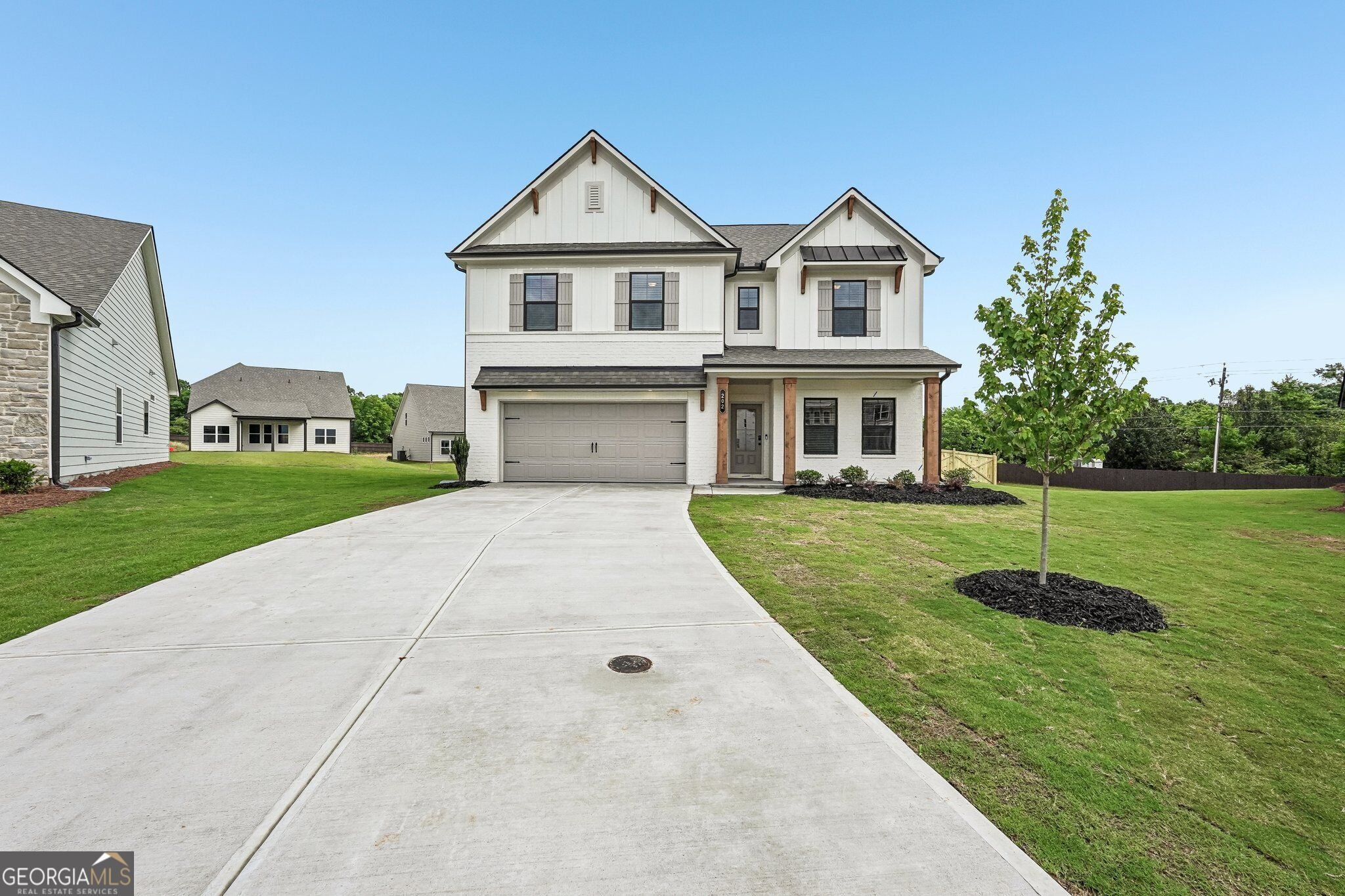 722 Secret Garden LN