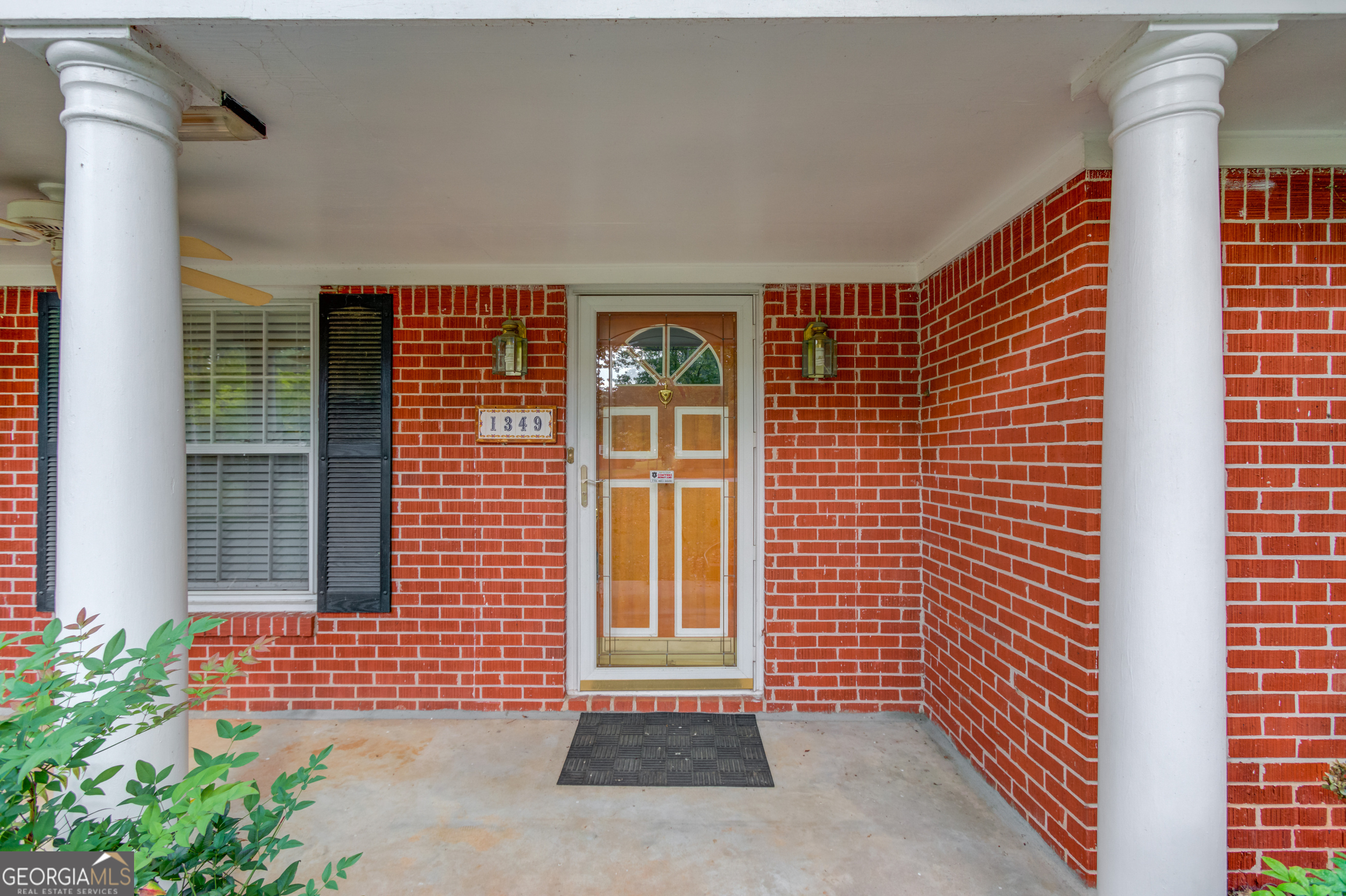 1349 Springwood DR NW