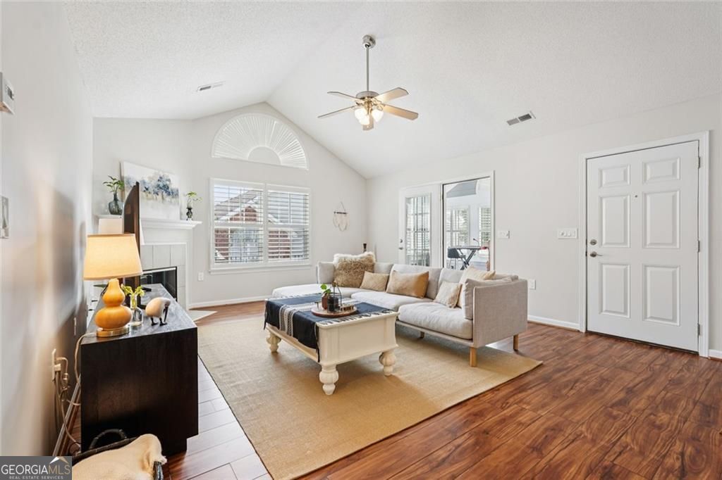 3050 Orchard Ridge CIR