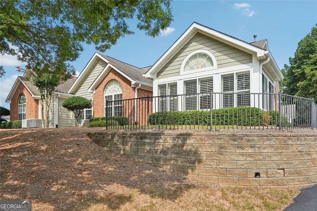 Absolutely Clean, Spacious, & Open Flow in this One Level Three Bedroom plus Sunroom property located in the back of the community w/ all the Perks of this fabulous Duluth location minutes to all of your needs & Historic Downtown Duluth! Two Car Attached Garage - HOA maintains this community impeccably. Community Pool & Clubhouse. This is a rare opportunity to purchase in such a quality property in an awesome location & meticulously clean!