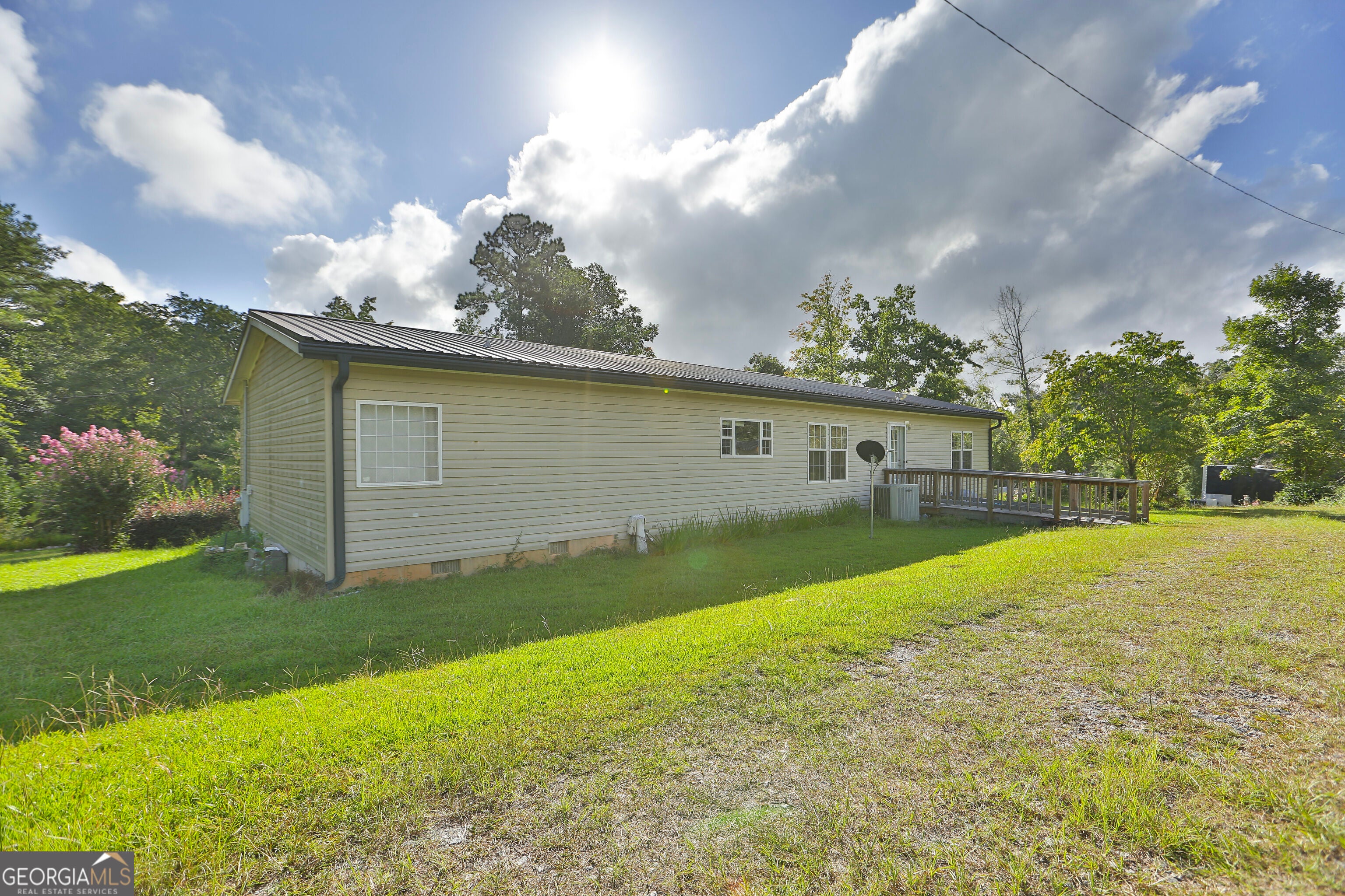 124 Snyder RD NE