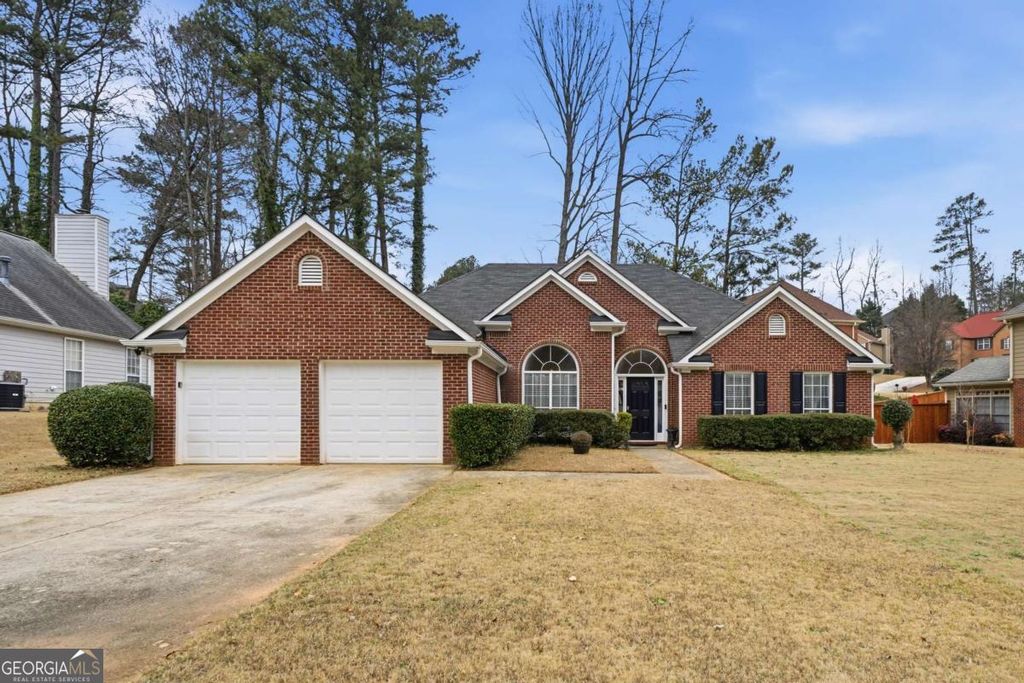 Photo of 507 Wynbrooke Parkway, Stone Mountain, GA 30087 (MLS # 10695904)