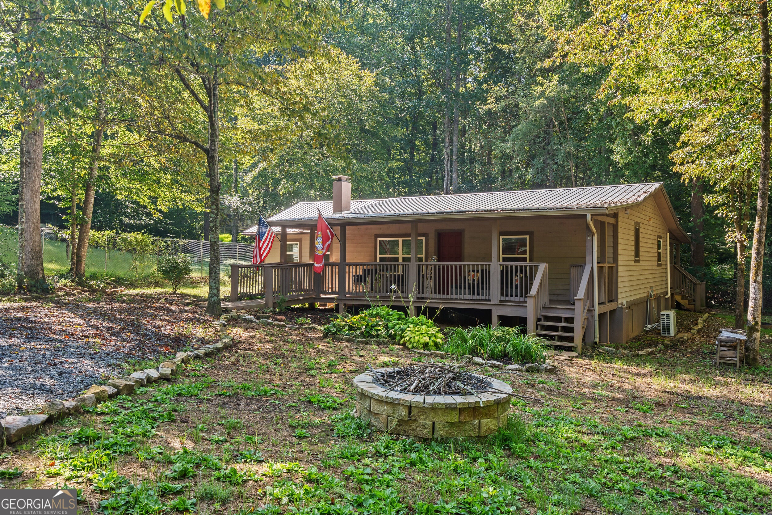 4326 White Oak DR