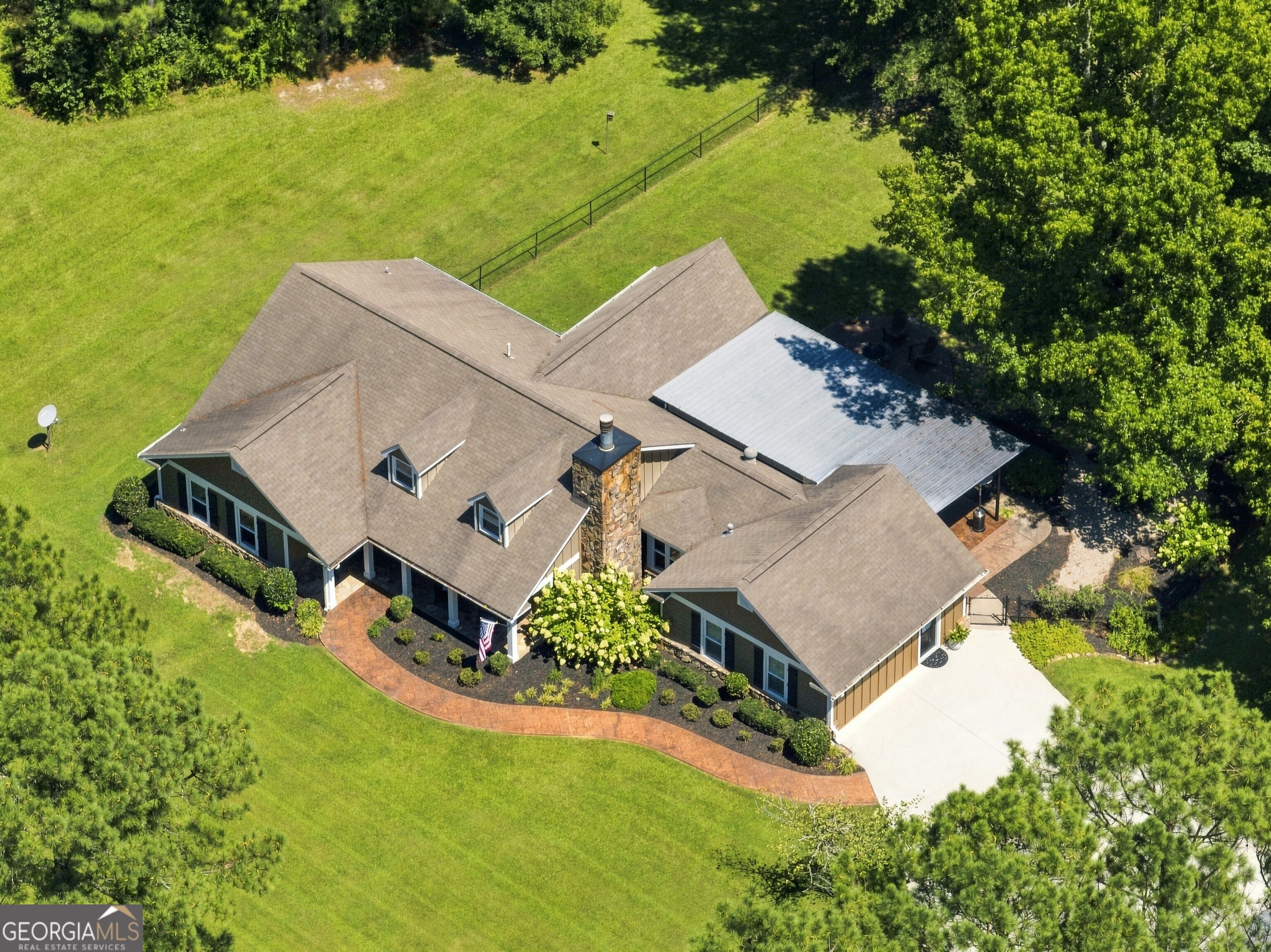 134 Hawkins RD
