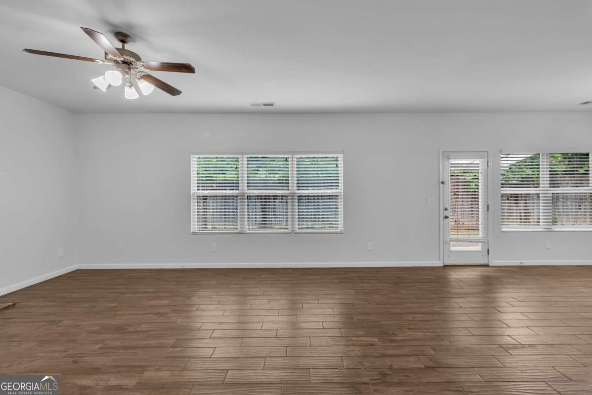 1099 Sandy Bank CT