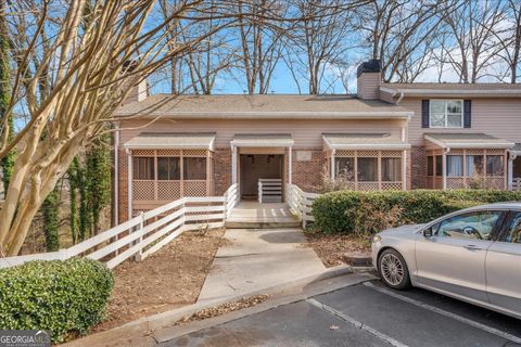 293 Quail RUN Roswell GA 30076