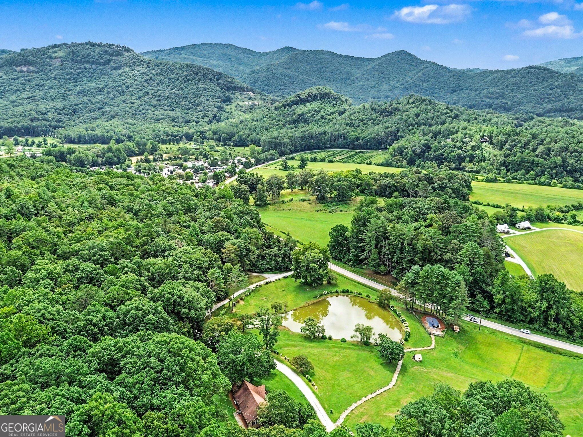 146 Chalet Village LN
