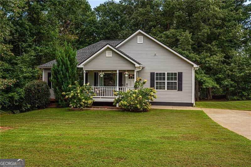 Photo of 10 Patriot Trl, Dahlonega, GA 30533 (MLS # 10845587)