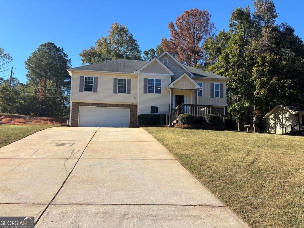 Photo of 100 Ayden Circle SE, Milledgeville, GA 31061 (MLS # 10880078)