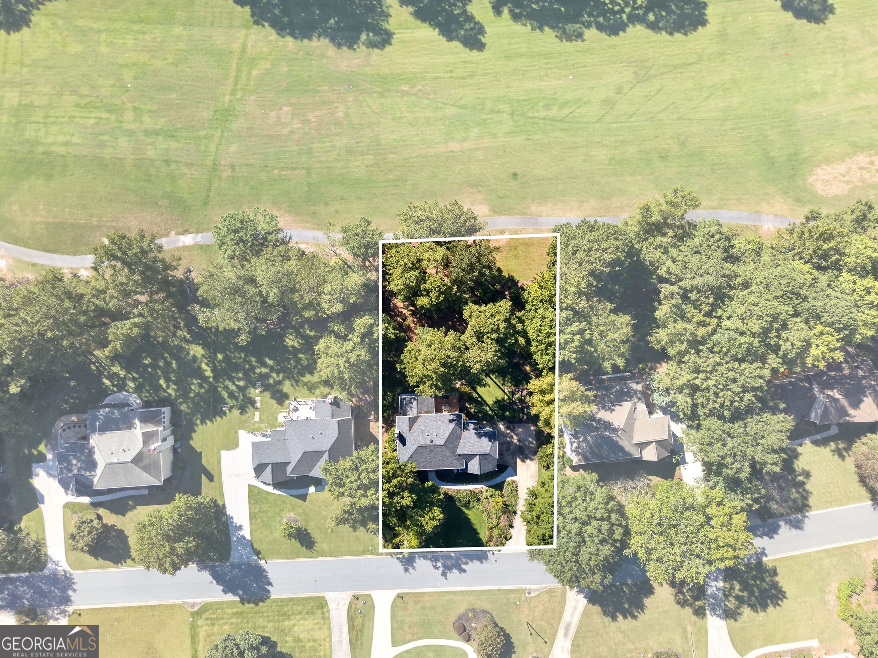 110 Colonnade DR