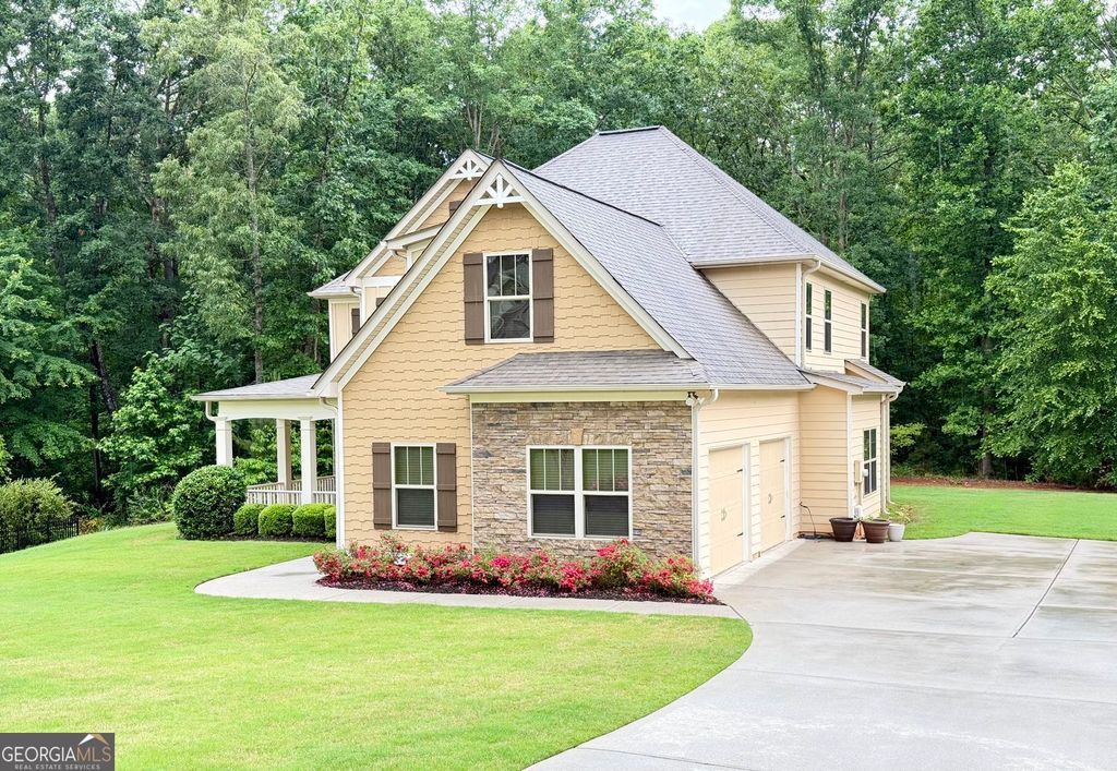 Photo of 6169 Clear Brook Pass, Douglasville, GA 30135 (MLS # 10773116)