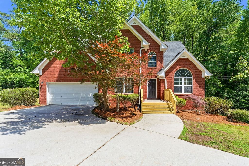 Photo of 2544 Carnes Road, Jonesboro, GA 30236 (MLS # 10756887)