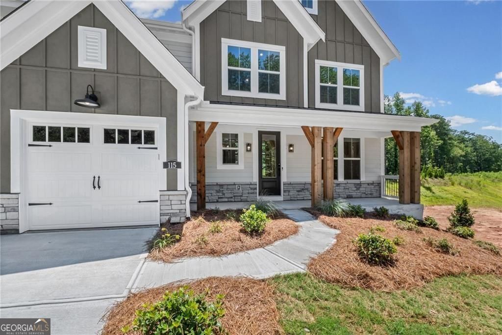 115 Wood Grove LN