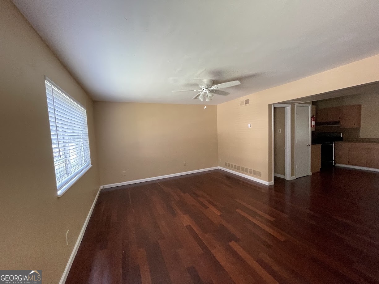 405 SW FAIRBURN RD 27