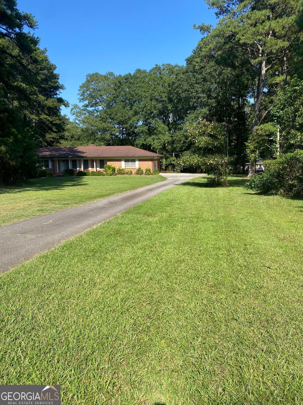 Photo of 563 Highway 279, Fayetteville, GA 30214 (MLS # 10736048)