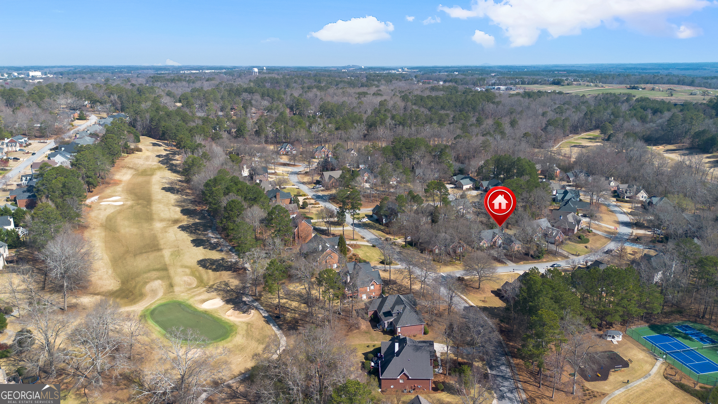 8424 Fairway DR