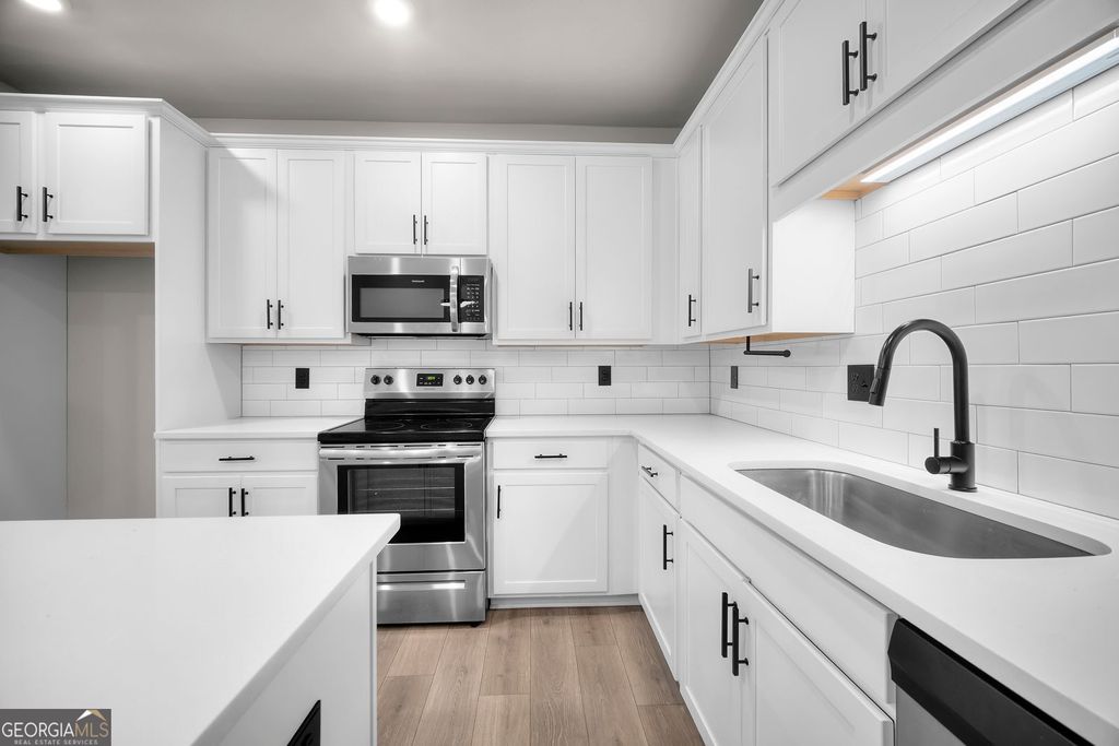 Photo of 2030 Main Street NW #206, Atlanta, GA 30318 (MLS # 10812990)