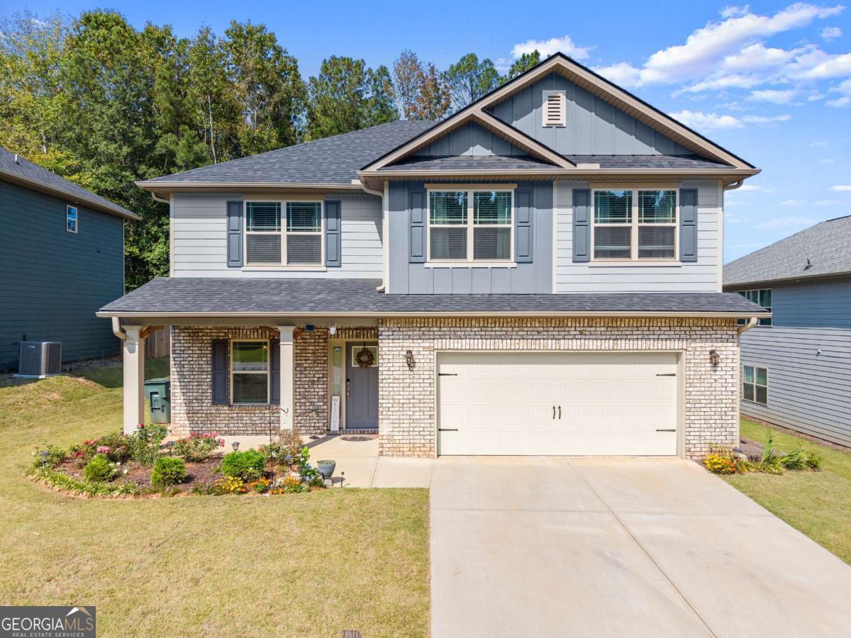 245 Magnolia Villas DR