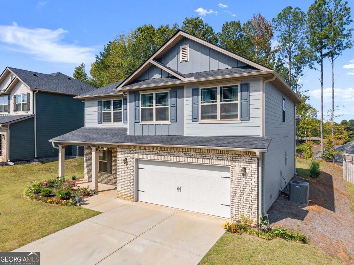 245 Magnolia Villas DR