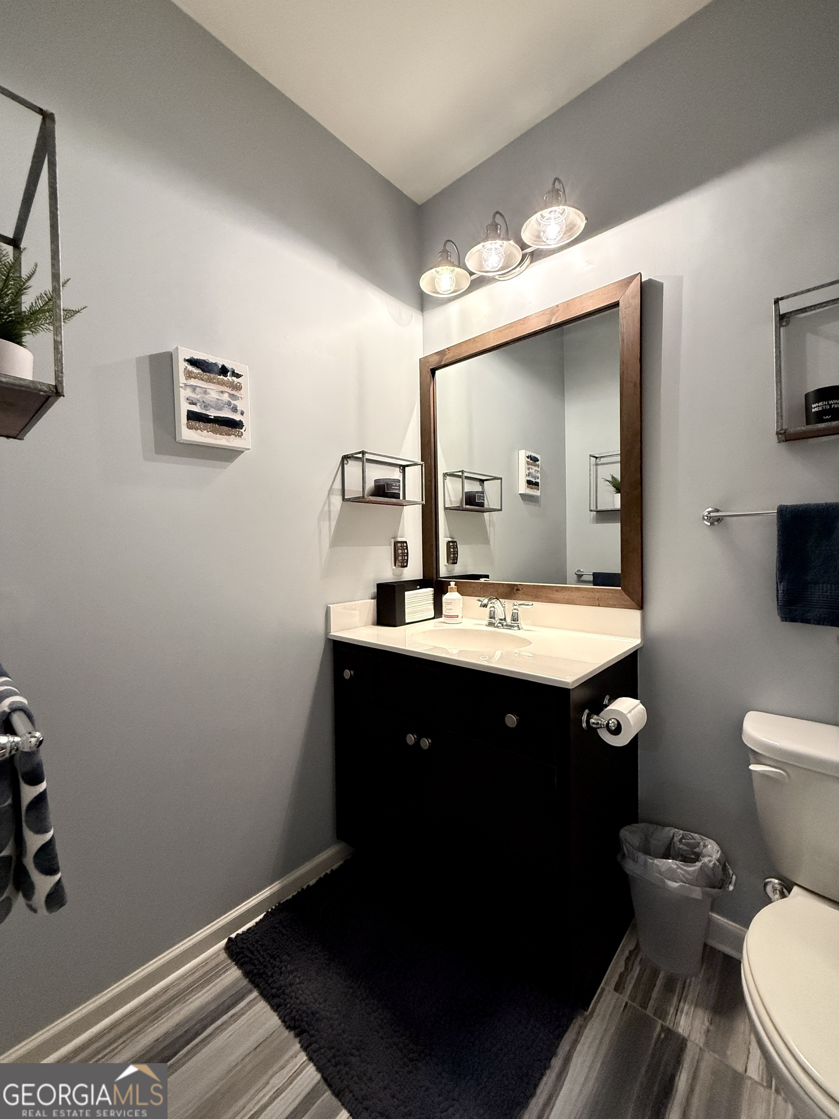Larkspur - Residential