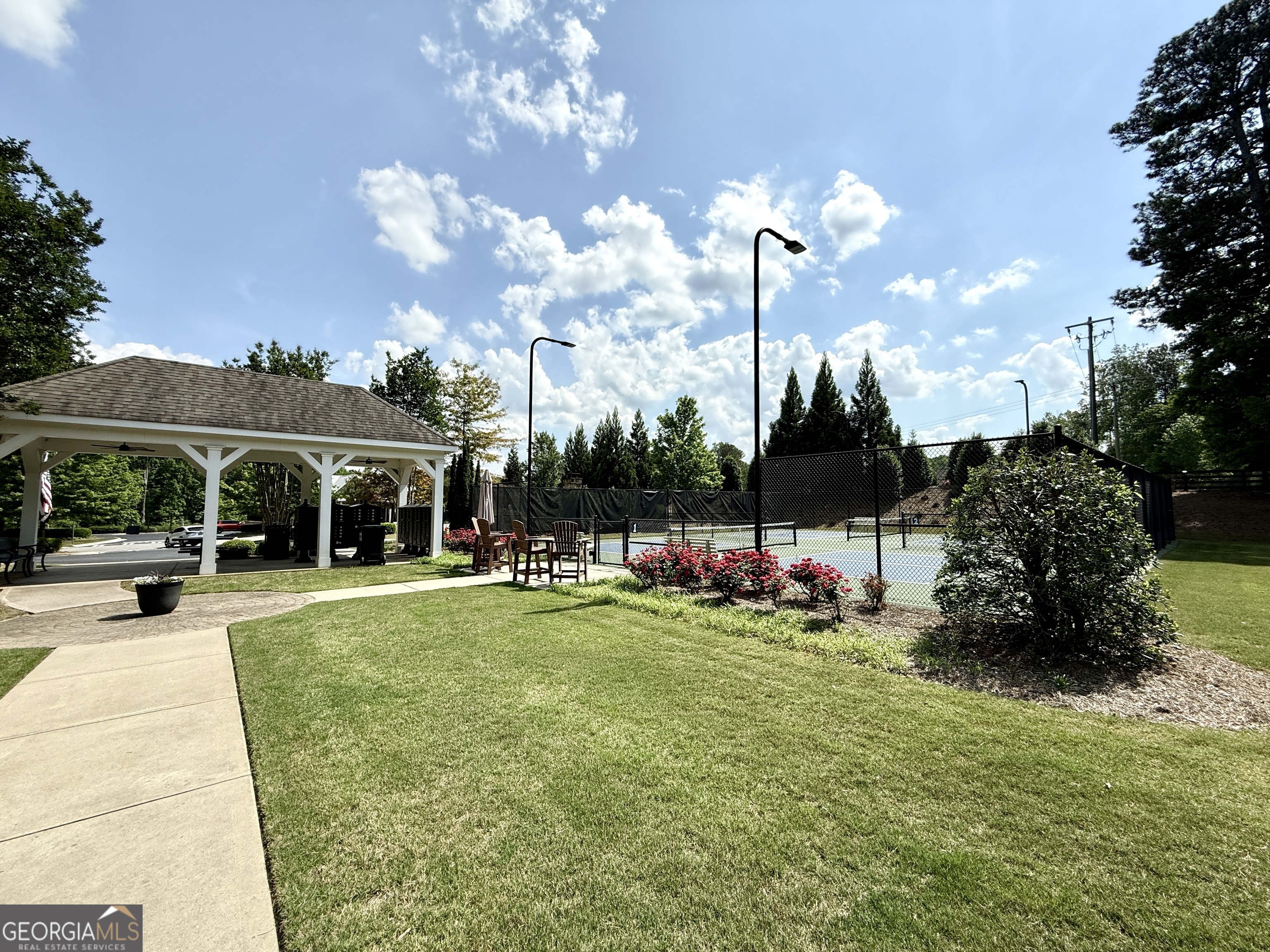 Larkspur - Residential