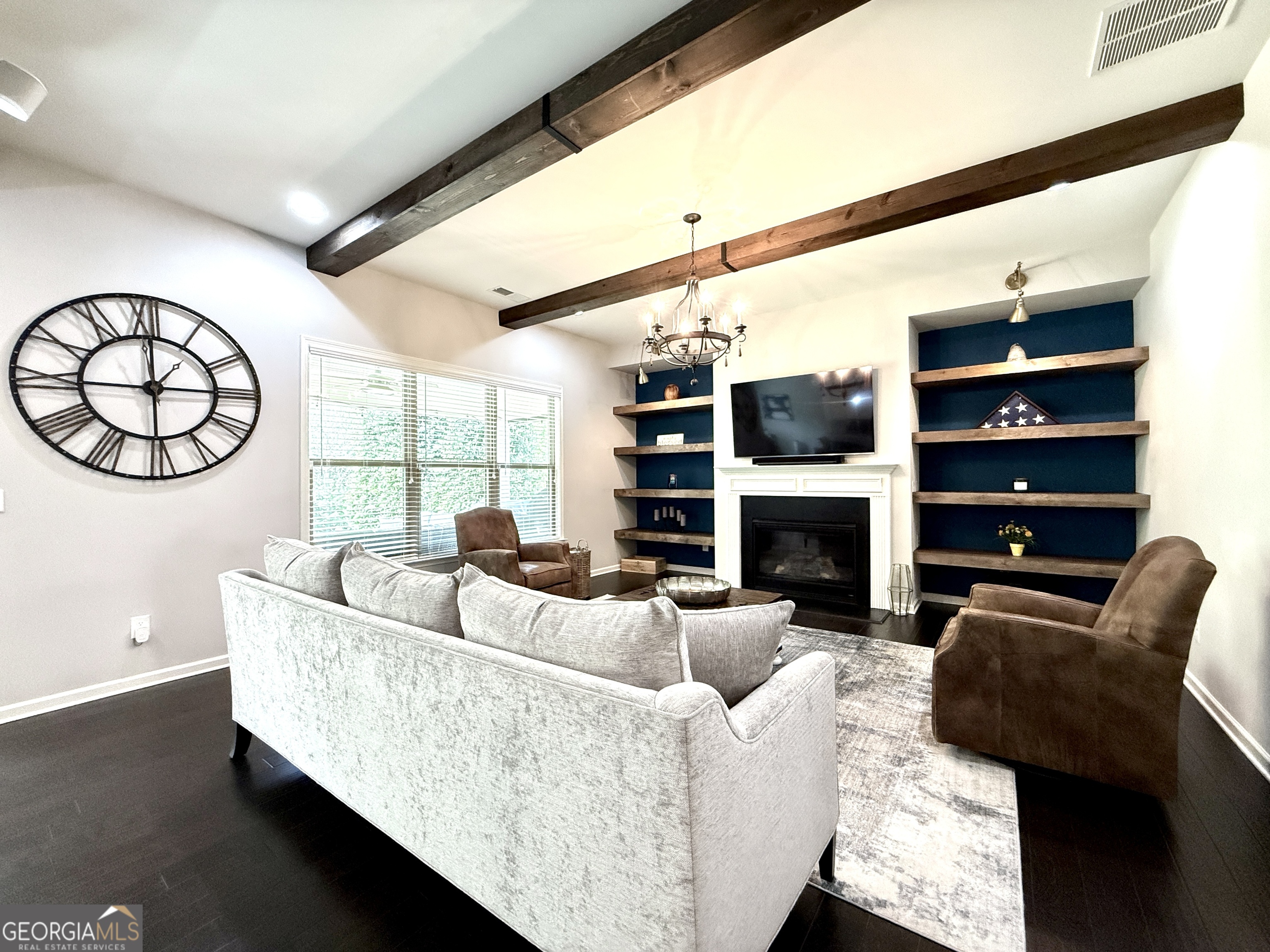 Larkspur - Residential