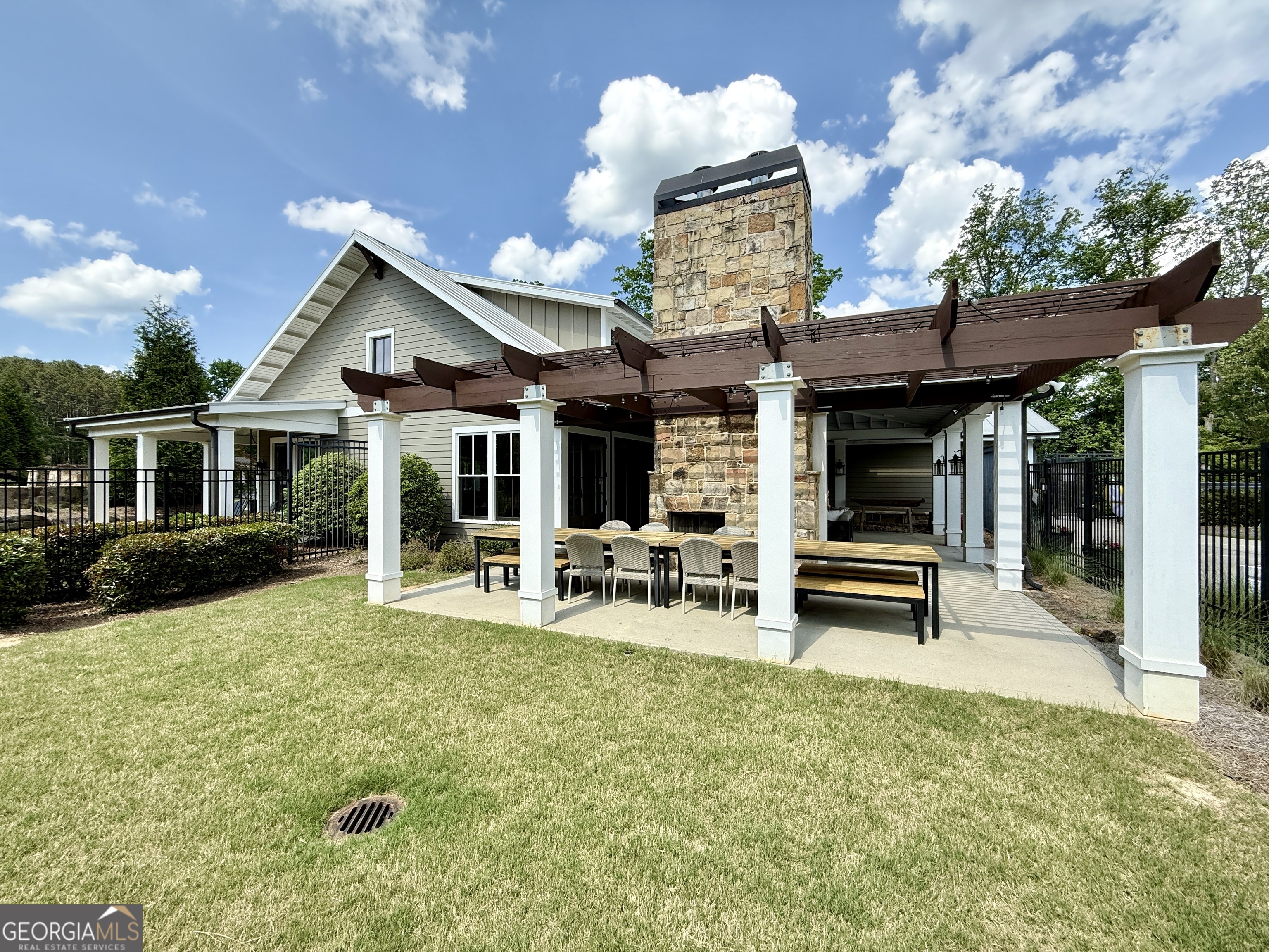 Larkspur - Residential