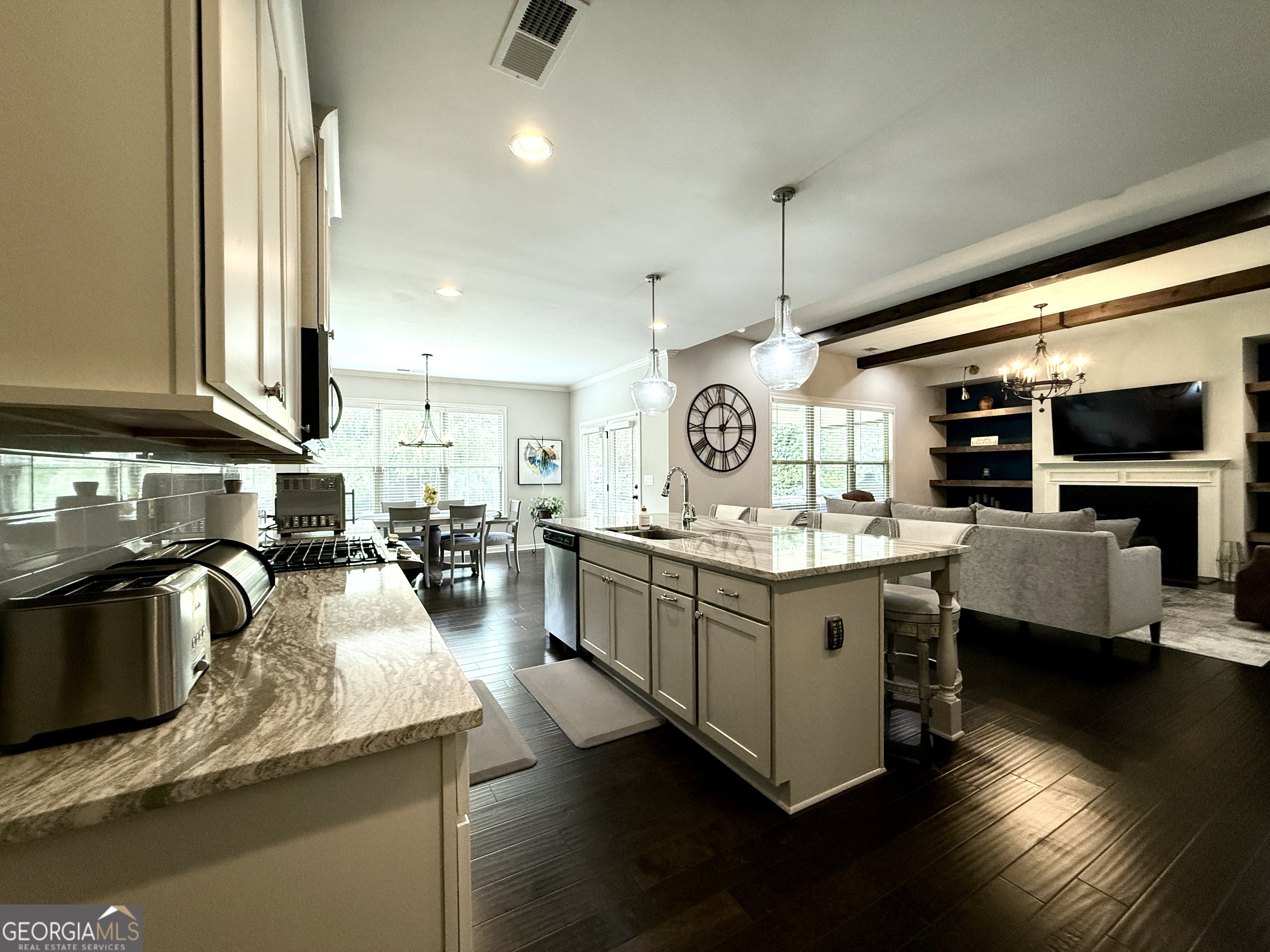Larkspur - Residential