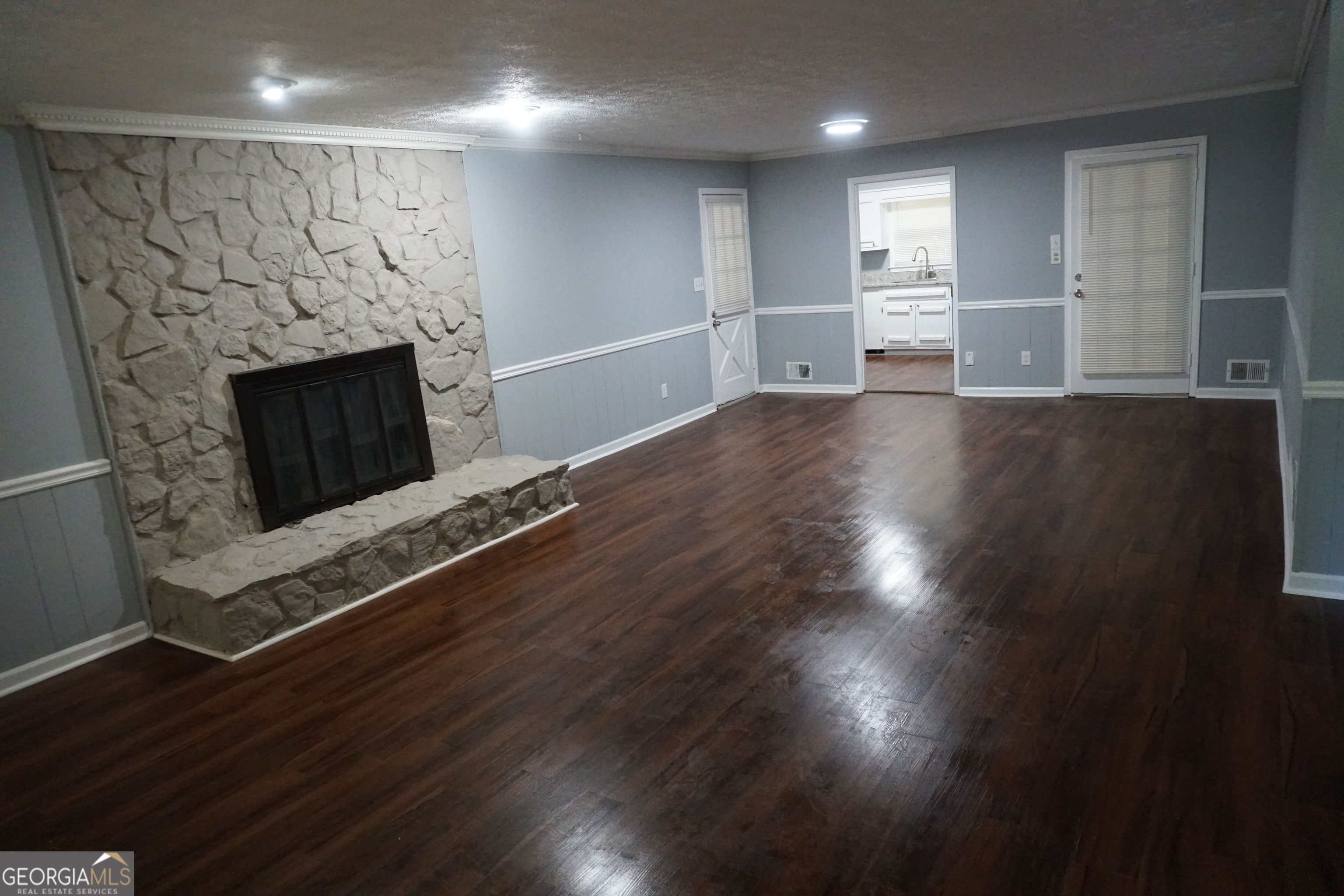 9243 Seminole RD