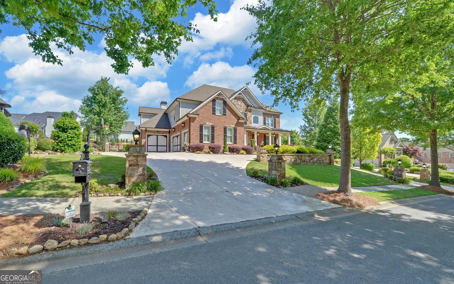 2604 Northern Oak DR