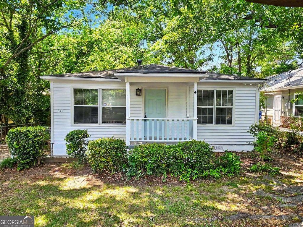 Photo of 311 Henry Aaron Avenue SW, Atlanta, GA 30310 (MLS # 10741438)
