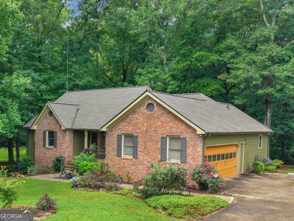 Photo of 330 Lake Ridge Court, McDonough, GA 30253 (MLS # 10791222)