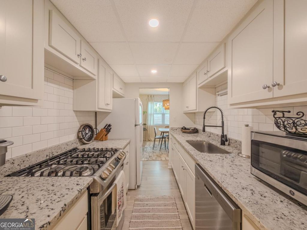 Photo of 221 Sleepy Creek Drive, Athens, GA 30606 (MLS # 10731713)