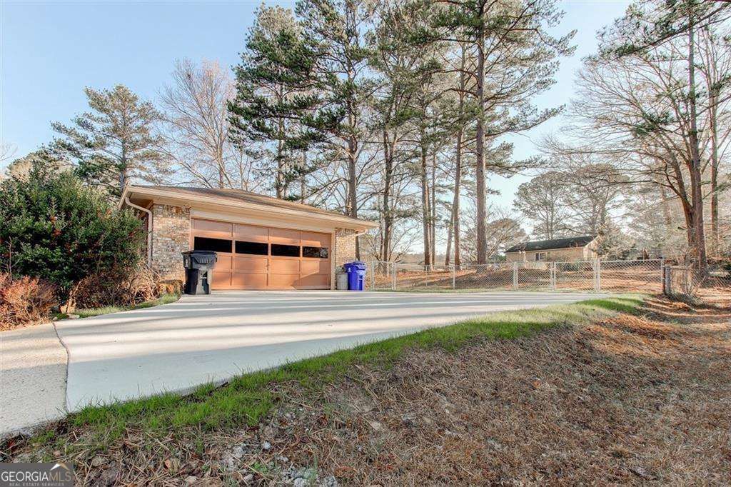 Photo of 123 Creek Circle, Stockbridge, GA 30281 (MLS # 10760085)