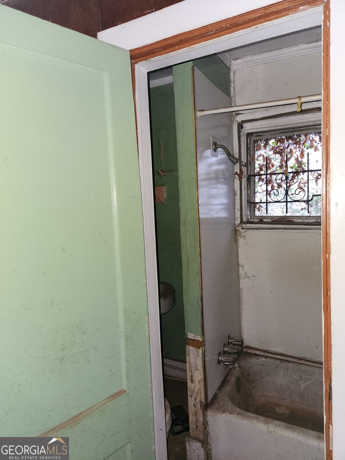 Atlanta, Georgia 30315, United States, 3 Bedrooms Bedrooms, ,2 BathroomsBathrooms,Residential,Active,230004