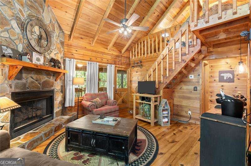 726 Cherry Lake DR