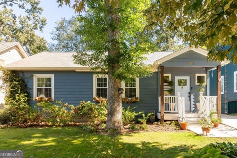 Photo of 251 Sisson Avenue NE, Atlanta, GA 30317 (MLS # 10873602)