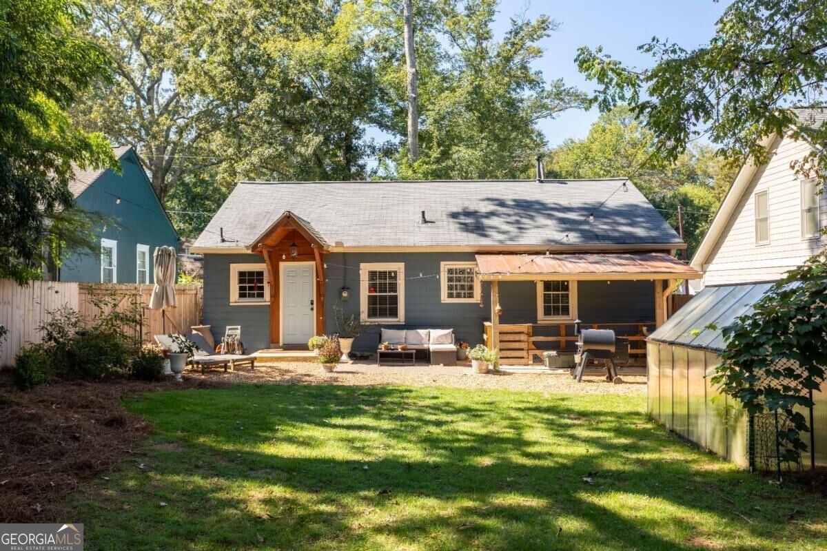 251 Sisson AVE NE