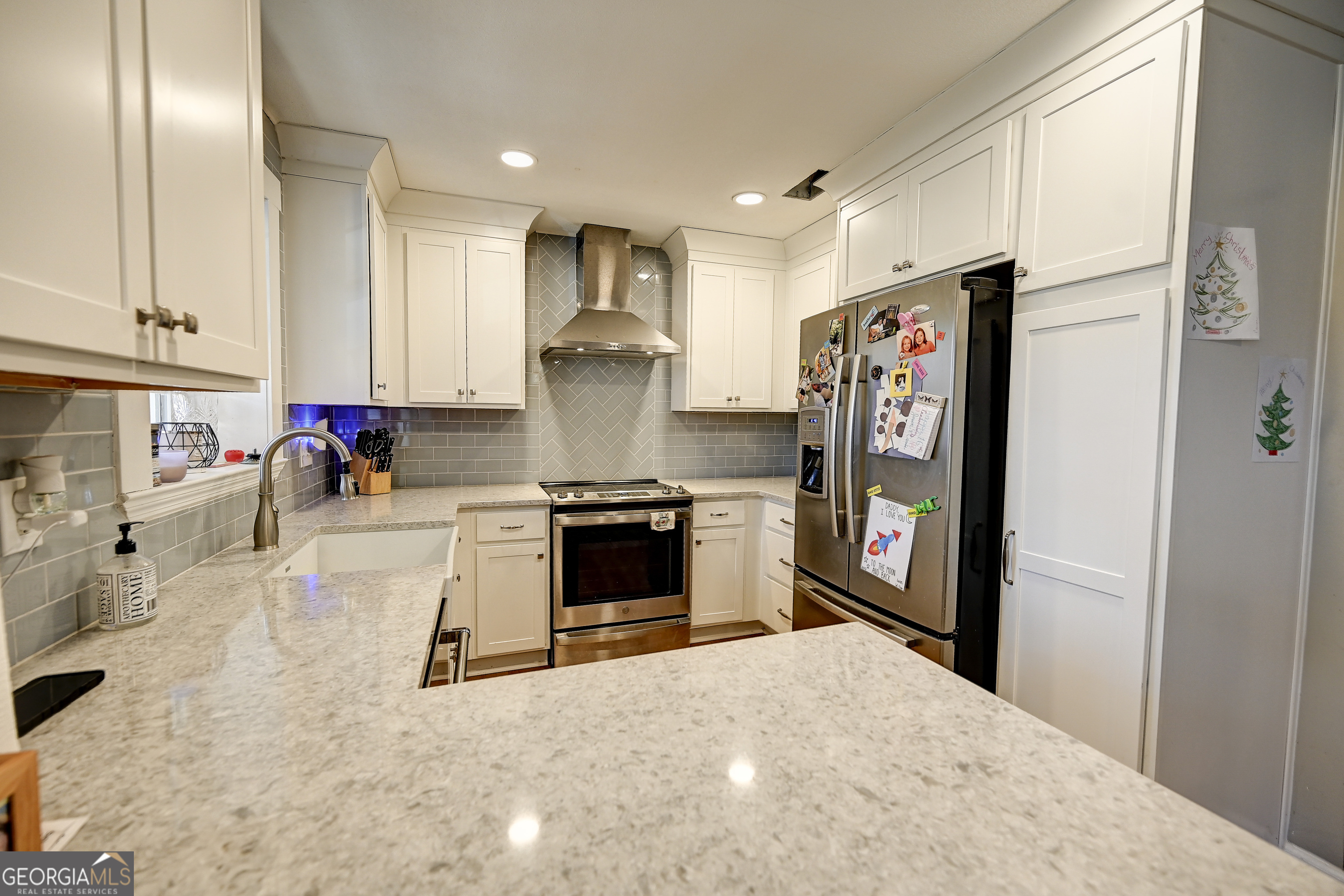 260 Lovers LN NE