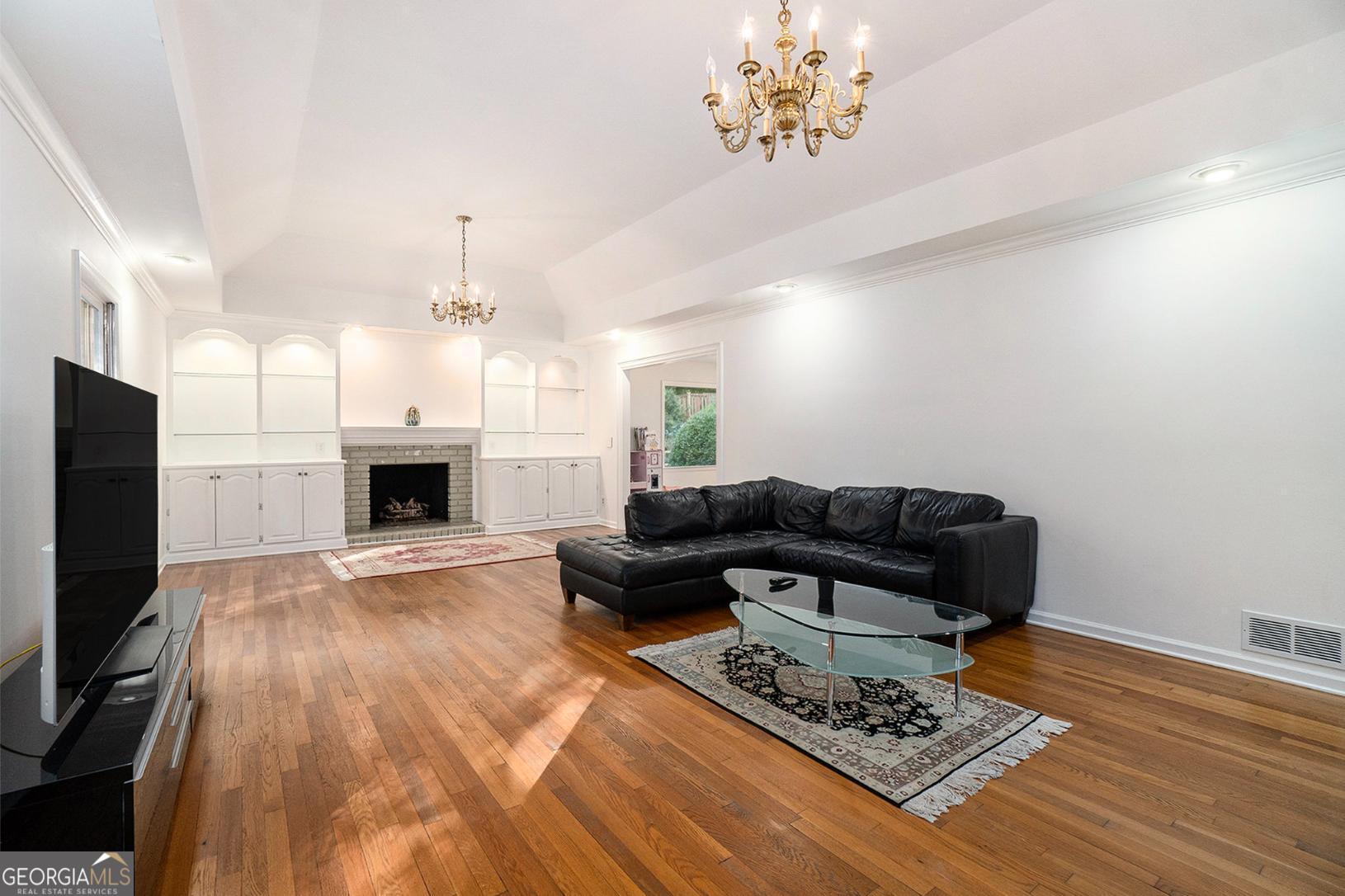 4635 Mount Paran PKWY