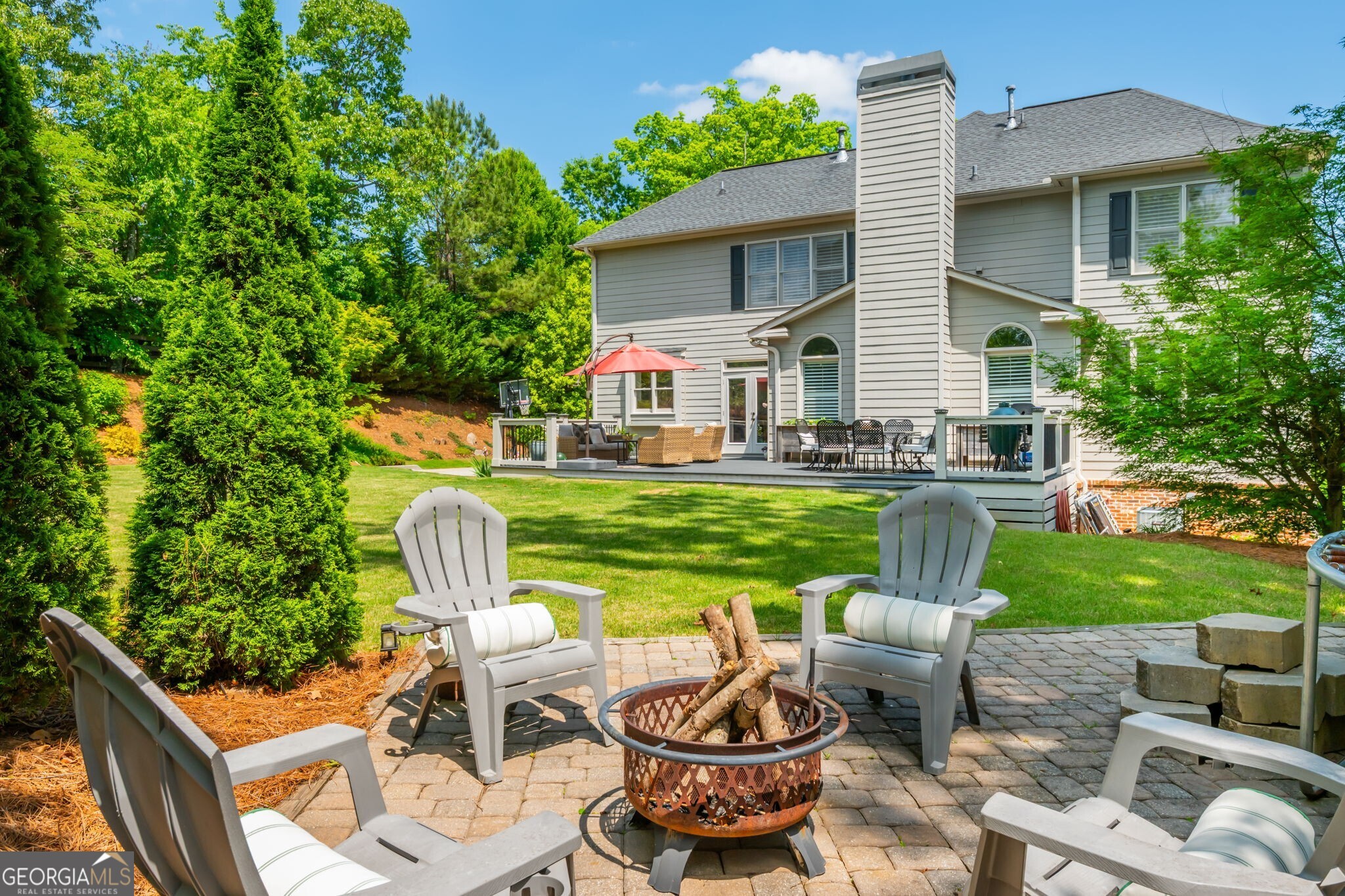 7048 Bennington LN