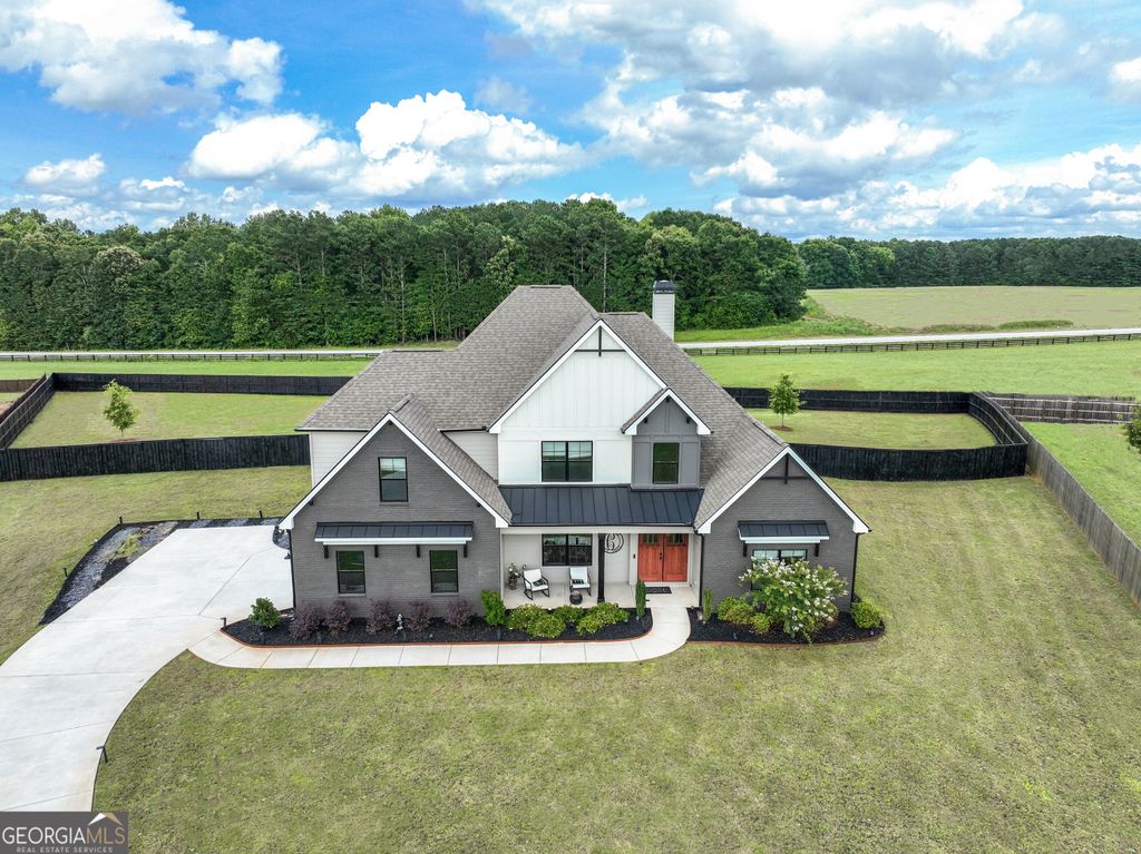 Photo of 43 Sumner Way, Senoia, GA 30276 (MLS # 10790010)